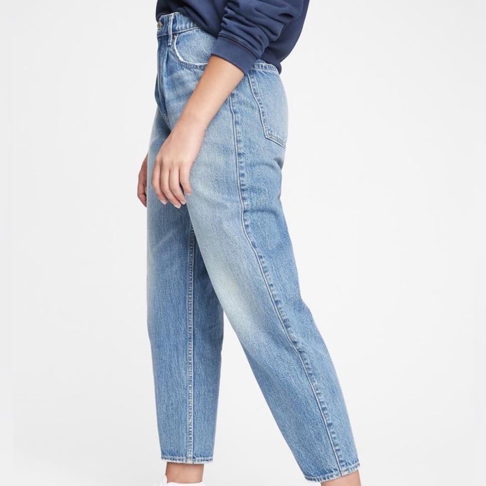 GAP, barrel jeans high rise